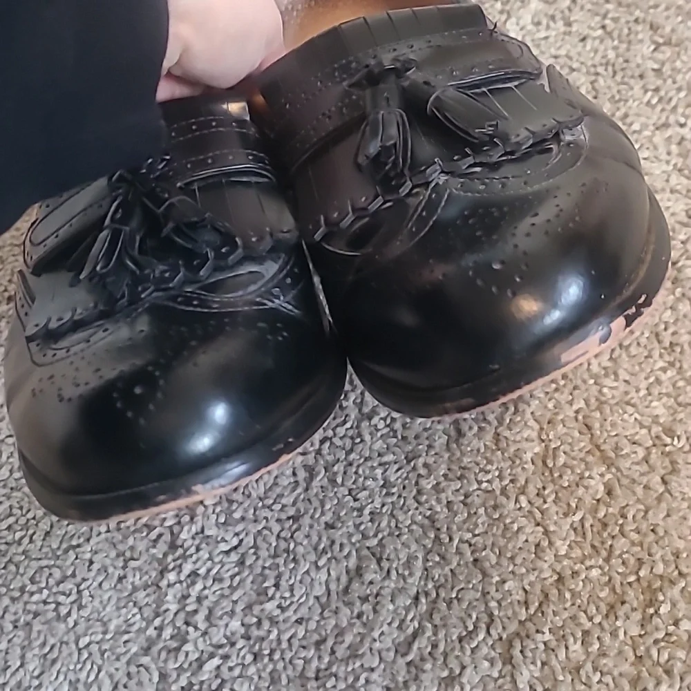 EUC Bostonian Classics Wing Tip Kiltie Black Leather Tassel Loafers Men 9.5M